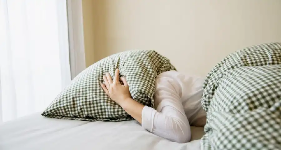 tips tidur berkualitas hindari tidur tidak konsisten